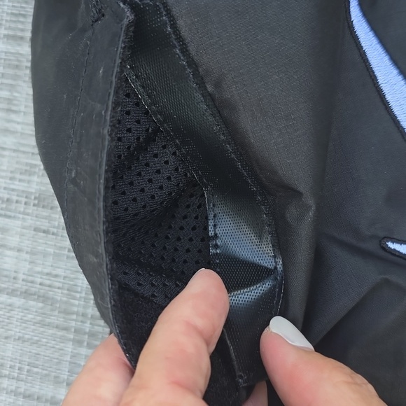 NWOT Nike Hand Warmer - Picture 5 of 5